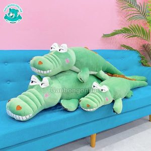 gấu bông cá sấu nhe răng
